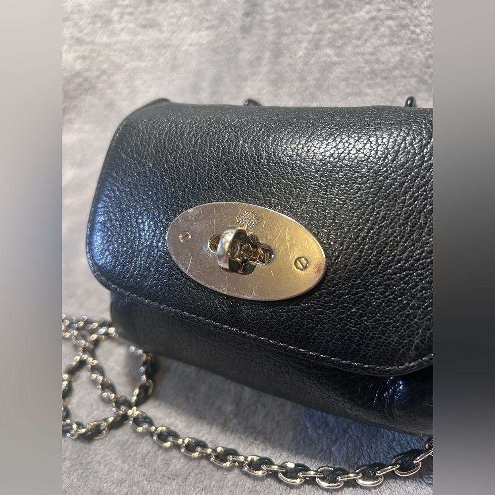 Mulberry Mini Lily Black Pebbled Leather Crossbody on Chain - Picture 3 of 12